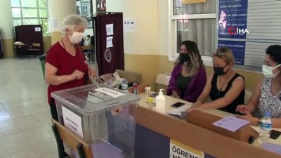  İzmir’de 23 mahallede muhtarlık seçimi yapılıyor