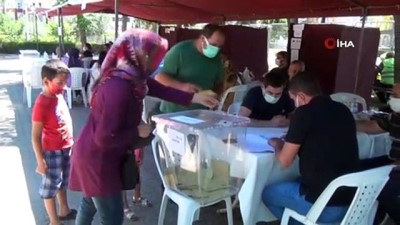 secim sandigi -  Muhtarlık seçiminde Covid-19 karantinasında bulunan kişiler için özel sandık Videosu