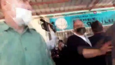 biber gazi -  Seçim yapılan beldede oy kullanılan okulda kavga çıktı Videosu
