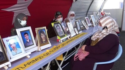 oturma eylemi -  Evlat hasreti çeken anne: “Oğlumu kaçırıp sattılar” Videosu