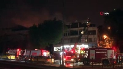 cati kati -  Fatih’te 4 katlı iş merkezinin çatısı alev alev yandı Videosu