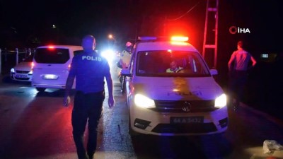 direksiyon -  Otomobil şarampole düştü: 1'i polis 2 yaralı Videosu