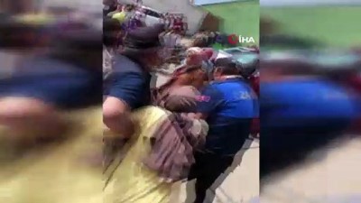 kiz kardes -  Kadın, husumetlisini berberde bıçakladı Videosu