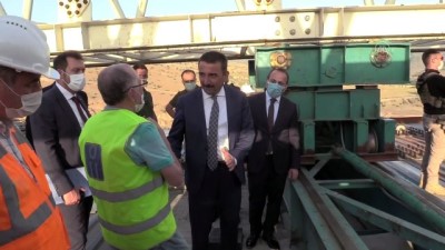 yaya trafigi - Siirt-Şırnak arası ulaşım Zarova Köprüsü ile daha konforlu hale gelecek Videosu