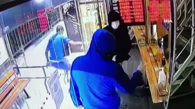 doviz burosu -  Şişli’de döviz bürosunda tabancayla soygun girişimi ve şahsın yakalanışı kamerada Videosu
