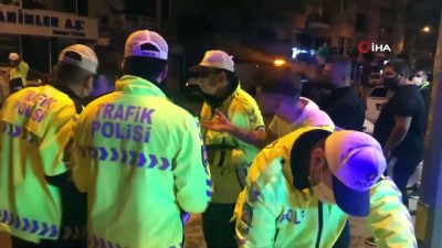 elektrikli arac -  Trafik kazası sonrası “FETÖ’cüsünüz” sözü ve küfürler ortalığı karıştırdı Videosu