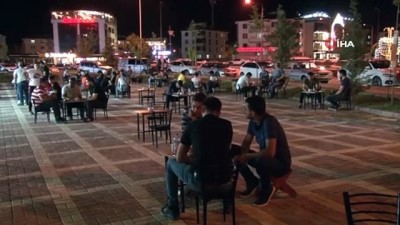 cay ocagi -  Kısıtlamaların kalktığı ilk akşamda vatandaşlar sokakları doldurdu Videosu