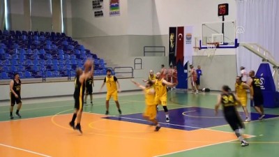MUĞLA - Uluslararası Marmaris Veteran Basketbol Turnuvası başladı