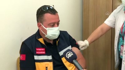 TRABZON  - Kovid-19 ile mücadelede 3. doz aşı uygulaması başladı