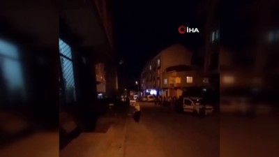 kina gecesi -  Kına gecesinde facianın eşiğinden dönüldü...Yanlış yerleştirilen havai fişekler sokak arasında patladı Videosu