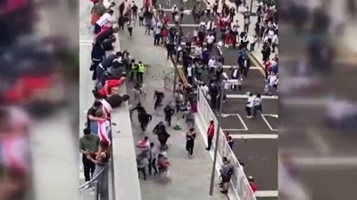 italya -  - İngiliz taraftarlar, Wembley Stadyumunu bastı Videosu