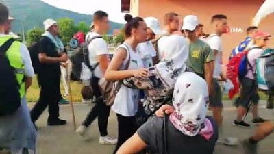 kimlik tespiti -  - Srebrenitsa kurbanlarının tabutları Potoçari Anıt Mezarlığı'na taşındı
- Acılı aileler tabutların başında gözyaşlarına hakim olamadı Videosu