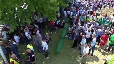 kimlik tespiti -  - Srebrenitsa soykırımının 19 kurbanı toprağa verildi Videosu