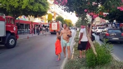 yerli turist -  Alanya'da apart otel alev alev yandı Videosu