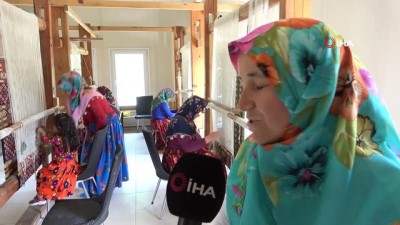 arastirmaci -  Asırlardır geleneksel giyiniyor, el emeği kilimler üretiyorlar Videosu