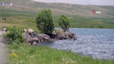  Çıldır Gölü Güney sahillerini aratmıyor