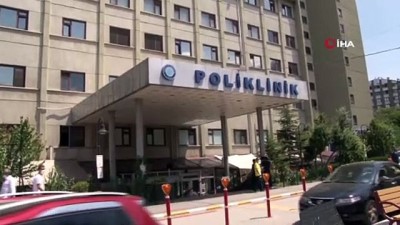 bicakli saldiri -  Başkent’te dehşet...Hastane müdürü personel tarafından makamında bıçaklandı Videosu