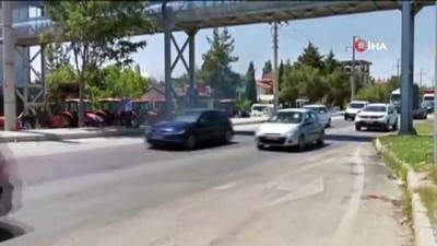 sparta -  Kavşak noktası Afyonkarahisar'da araç yoğunluğu Videosu