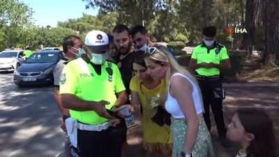 saglik ekibi -  Tatilleri kazayla başladı, otel yerine hastaneye gitti: 1 yaralı Videosu