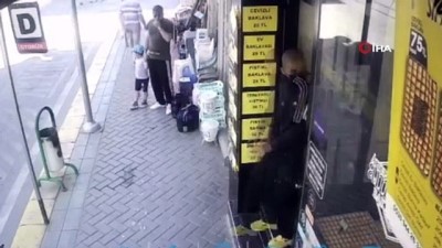 kalamis -  Tatlıcı dükkanında güpegündüz hırsızlık kamerada Videosu