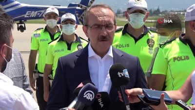 trafik yogunlugu -  Vali ve emniyet müdürü helikopterle TEM'deki bayram trafiğini denetledi Videosu