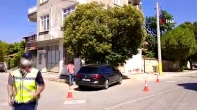 kalp krizi -  Akhisarspor eski başkanı Hüseyin Eryüksel, Kırkağaç’ta kalp krizi geçirip kaza yaparak hayatını kaybetti Videosu