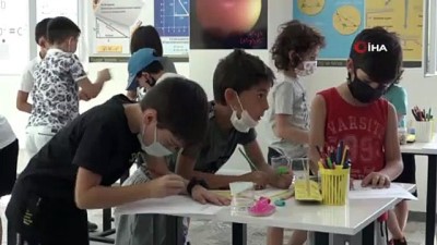 egitim donemi -  Çocuklar matematiği eğlenerek, dokunarak ve müzik eşliğinde öğrendi Videosu