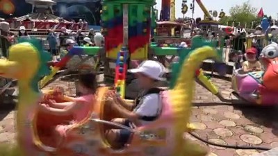 yaz tatili -  Karne sevinci lunaparkta coşkuya döndü Videosu