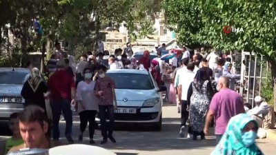 bayramlasma -  Diyarbakır mezarlıklarında hüzünlü bayramlaşma Videosu