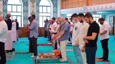 musluman -  - İngiltere’nin başkenti Londra’da bayram namazı kılındı Videosu