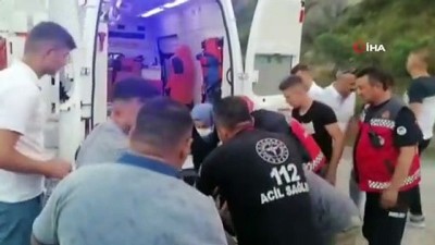 ormanli -  Çocuğun kontak anahtarını çıkarttığı otomobil uçuruma yuvarlandı: 1’i çocuk 3 kişi yaralı Videosu