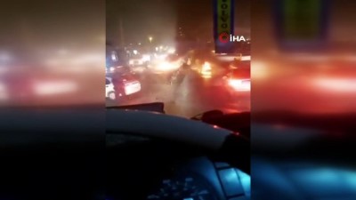 polis memuru -  - İran’da su krizi nedeniyle başlayan gösteriler devam ediyor: 4 ölü Videosu