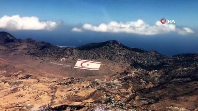 gosteri ucusu -  Kıbrıs semalarında F-16’lar ve Türk Yıldızları'ndan gösteri uçuşu Videosu