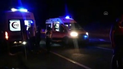 MALATYA - Şarampole devrilen yolcu otobüsündeki 5 kişi yaralandı