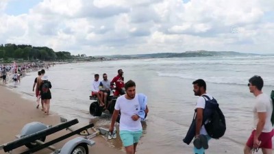plaj - İSTANBUL - Şile'de denizde kaybolan 3 kişiden birinin cansız bedenine ulaşıldı Videosu
