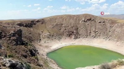  Kızılçan Gölü kuraklık nedeniyle renk değiştirdi
