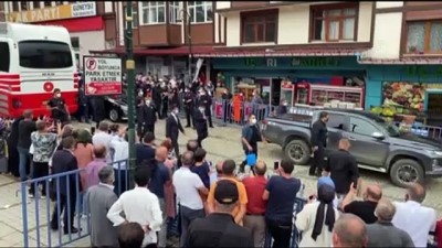 cuma namazi - RİZE - Cumhurbaşkanı Erdoğan cuma namazını Güneysu Merkez Camisi'nde kıldı (2) Videosu