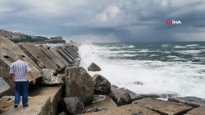 gunesli -  - Yağmur sonrası Karadeniz’de dalga oluştu Videosu