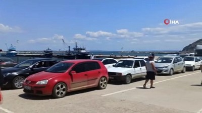feribot seferleri -  Gökçeada’dan dönen tatilciler Kuzu Limanı’nda uzun kuyruklar oluşturdu Videosu