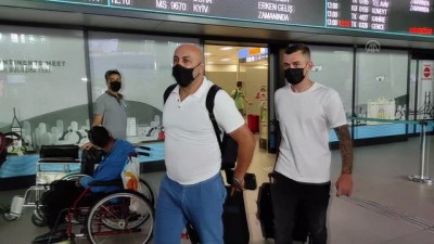 İSTANBUL - Galatasaray'ın transfer görüşmelerine başladığı Cicaldau, İstanbul'da (2)