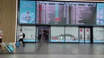 İSTANBUL - İstanbul havalimanlarında Kurban Bayramı tatili dönüş yoğunluğu