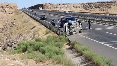 jandarma - ŞANLIURFA - Zincirleme trafik kazasında 8 kişi yaralandı Videosu