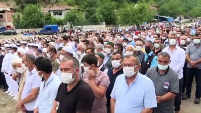 cenaze namazi - SAMSUN - Şehit Er Emrah Arslan, son yolculuğuna uğurlandı Videosu