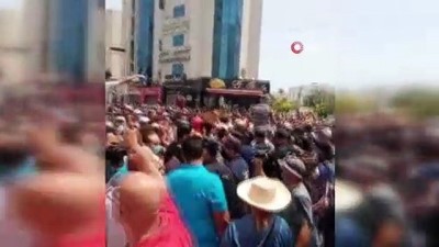 protesto -  - Tunus'ta hükümet karşıtı protesto Videosu