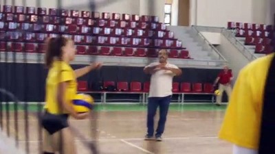 amator lig - AYDIN - Voleybol sevgisiyle kulüp kuran hurdacı, kadın voleybol takımını 2. lige çıkarmanın sevincini yaşıyor Videosu