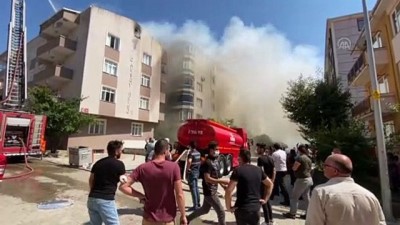 cati kati - TEKİRDAĞ - Bir binanın çatı katında çıkan yangın söndürüldü Videosu