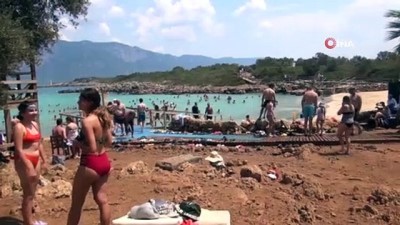 ziyaretciler -  Kleopatra Adasına ziyaretçi akını Videosu