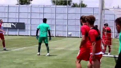teknik direktor - SİVAS - Sivasspor, Petrocub maçının hazırlıklarını sürdürdü Videosu