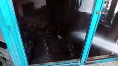 yukselen -  Fabrikadaki dev lastikler alevlere teslim oldu Videosu