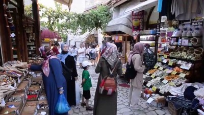 hediyelik esya - KARABÜK - UNESCO kenti Safranbolu, bayramda nüfusunun 3 katı turist ağırladı Videosu